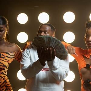 Meet your Posher, Dee